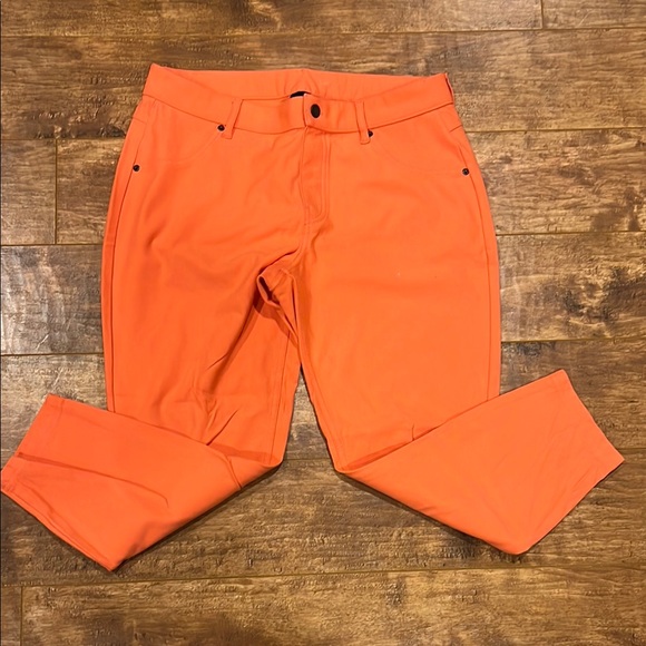 HUE Denim - Bright Coral Pants